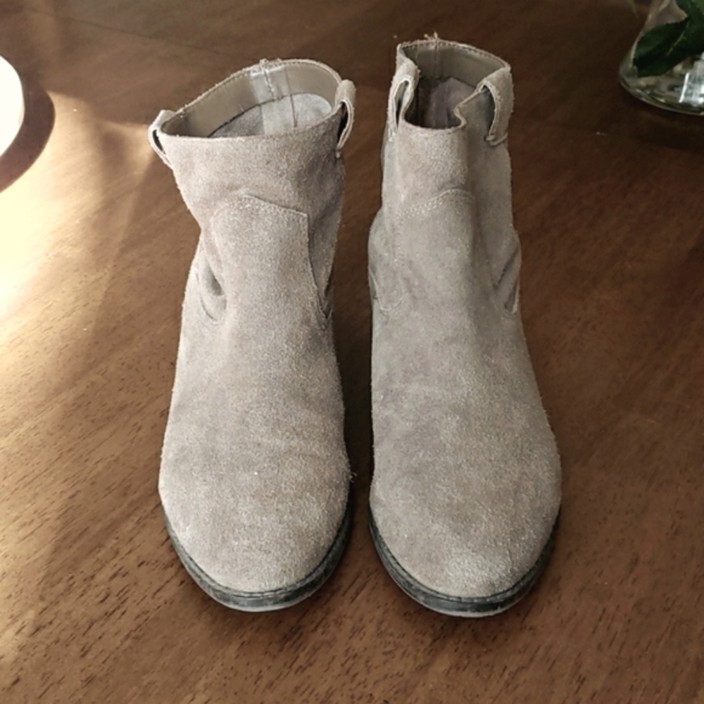 dolce vita beige boots